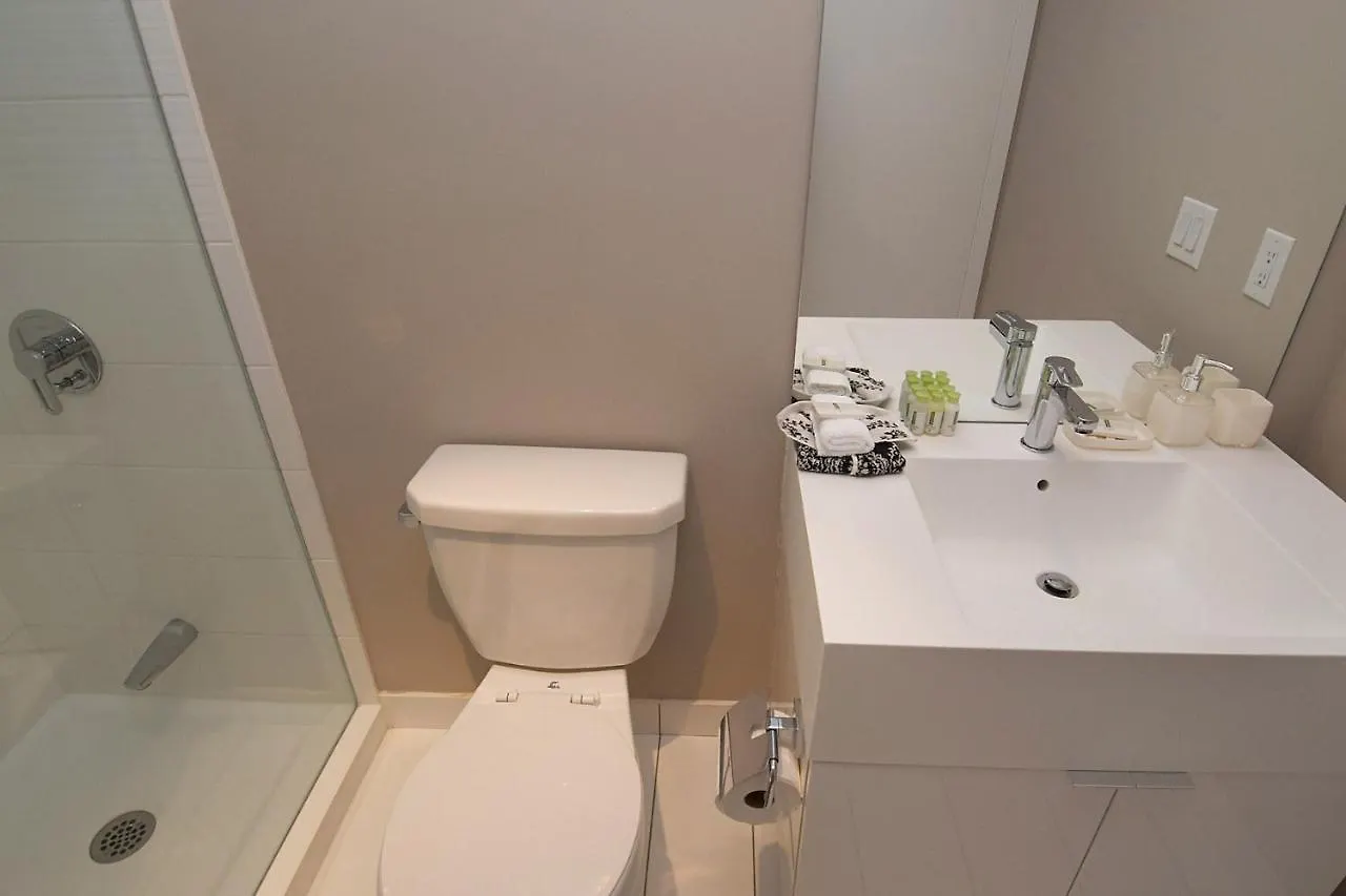 Whitehall Suites - Lakeview Suites Toronto Canada