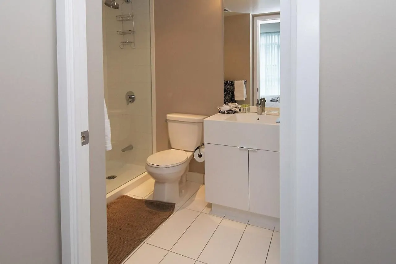 Whitehall Suites - Lakeview Suites Toronto