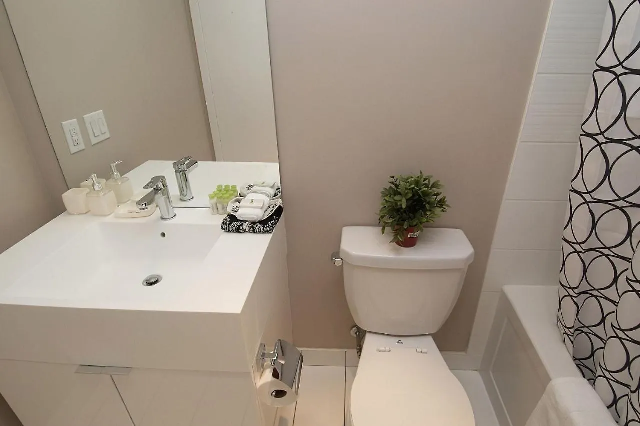 Whitehall Suites - Lakeview Suites Toronto Apartmán