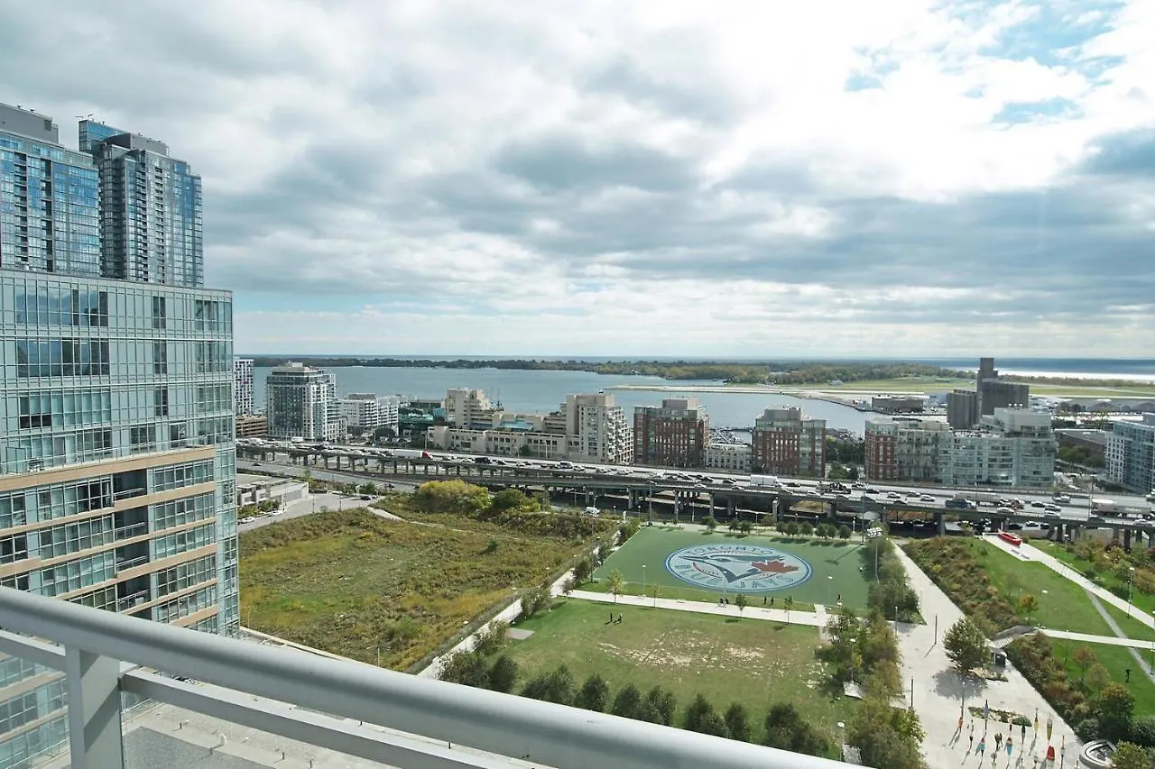 Whitehall Suites - Lakeview Suites Toronto