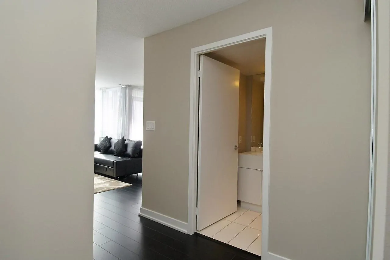 Whitehall Suites - Lakeview Suites Toronto